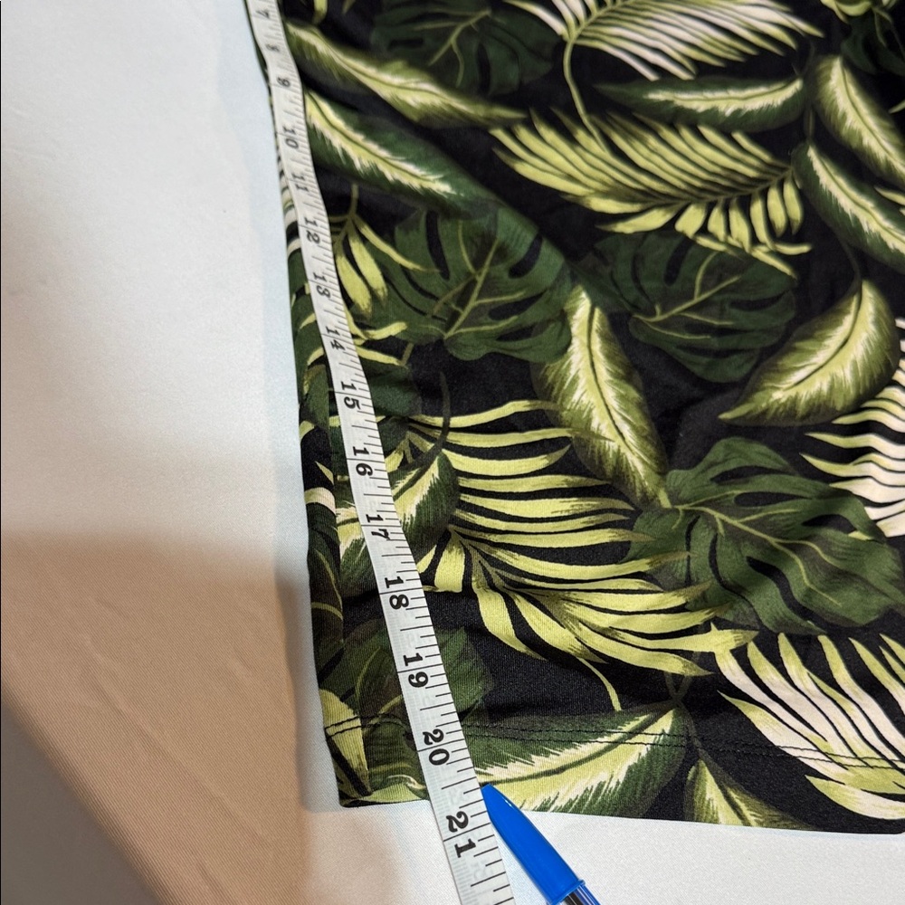📌 Tropical Print Jumpsuit – EMALINE Petite. - Picture 12 of 16